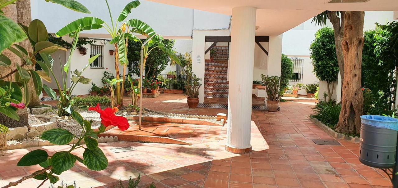 Apartamento A Pie De Playa La Barrosa 奇克拉纳－德拉弗龙特拉 外观 照片